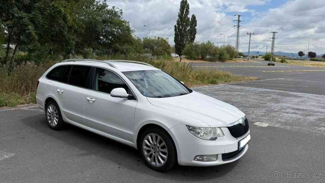 Škoda Superb 2,0 TDi 103kW Ambition - foto 10