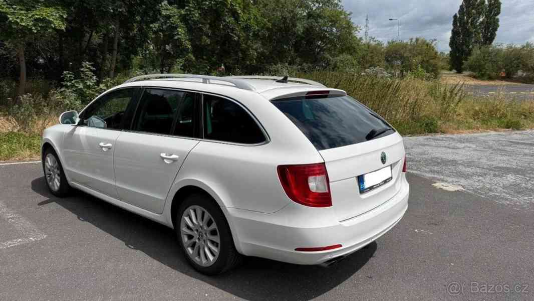 Škoda Superb 2,0 TDi 103kW Ambition - foto 6