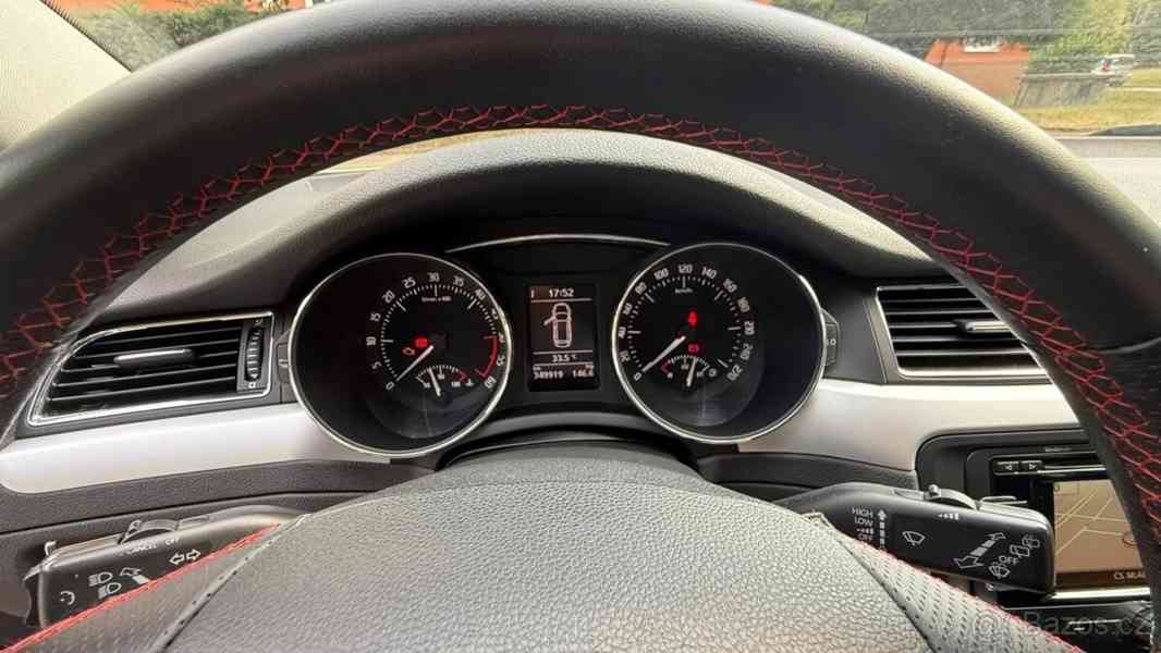 Škoda Superb 2,0 TDi 103kW Ambition - foto 12