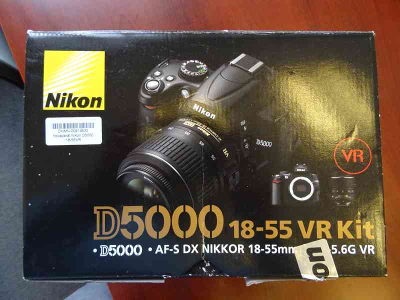 Nikon D5000 s objektivem 18-55mm VR - foto 6