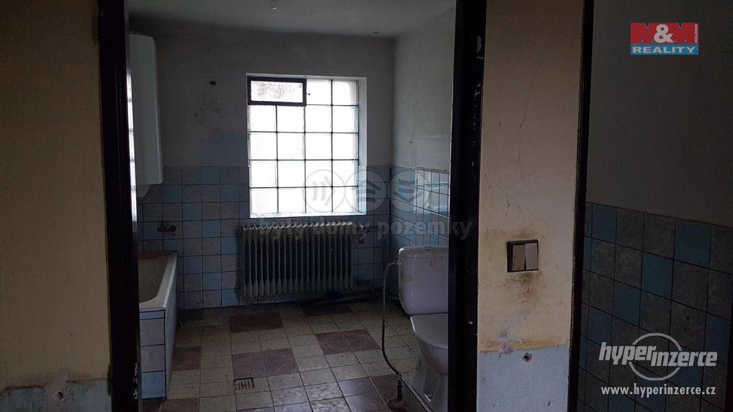 Prodej rodinného domu, 480 m?, Moravičany - foto 2