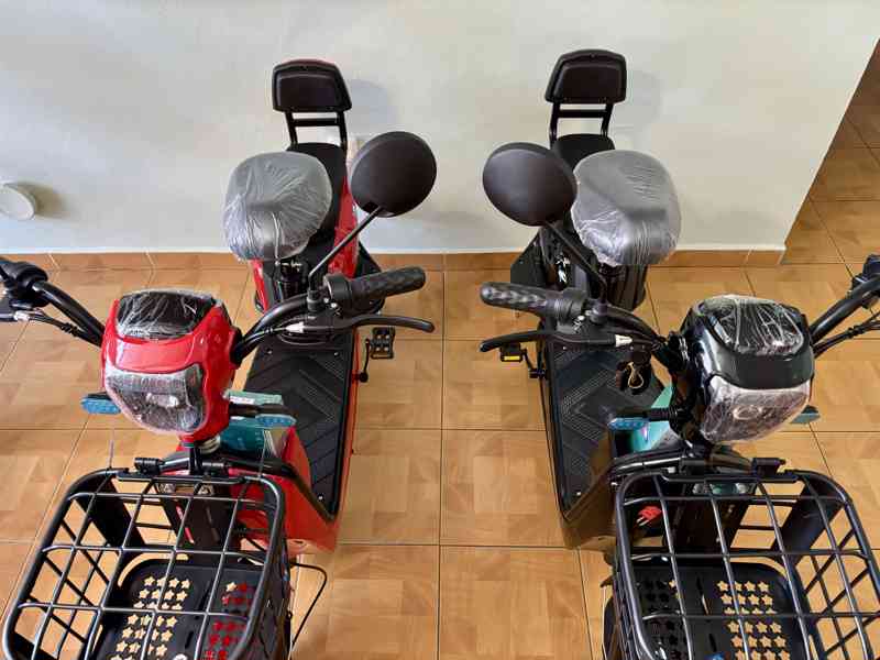 Nový elektrický skútr – bez řidičáku, záruka 2 roky, skladem - foto 8
