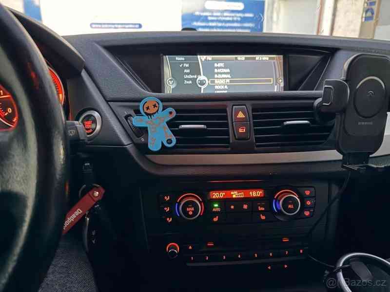 BMW X1 2,0   e84 - foto 12