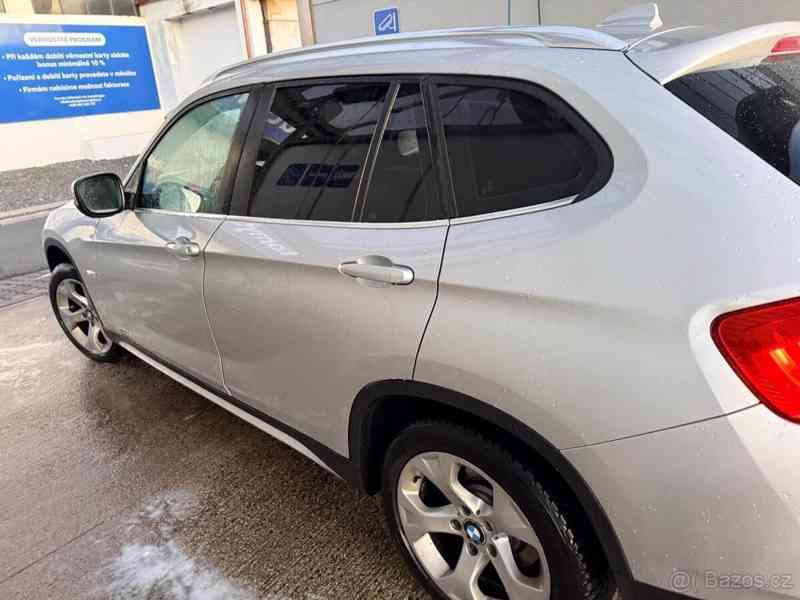 BMW X1 2,0   e84 - foto 4