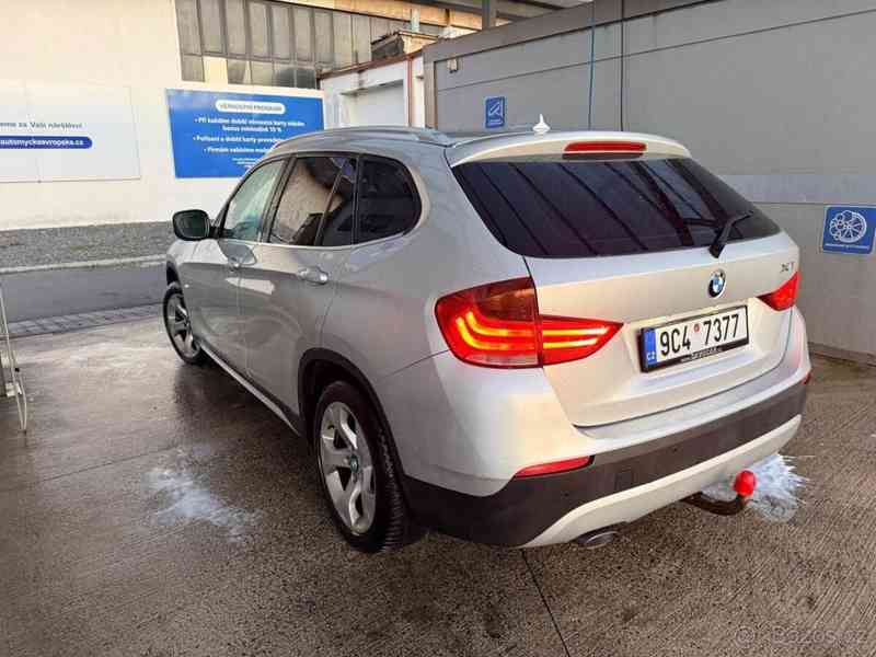 BMW X1 2,0   e84 - foto 2