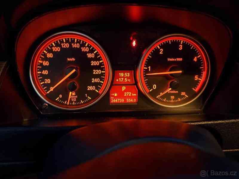 BMW X1 2,0   e84 - foto 17