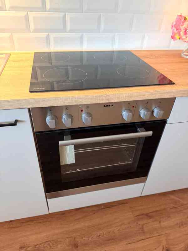PRONÁJEM NOVOSTAVBY BYTU 2+KK S PARKOVACÍM STÁNÍM V BRNĚ - foto 5