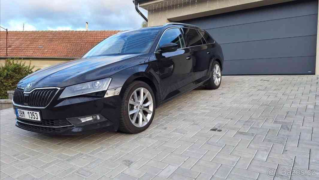 Škoda Superb 2,0   3 style - foto 3