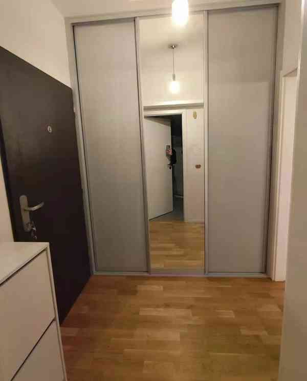 Pronájem bytu 1+kk 36 m² Praha - foto 5