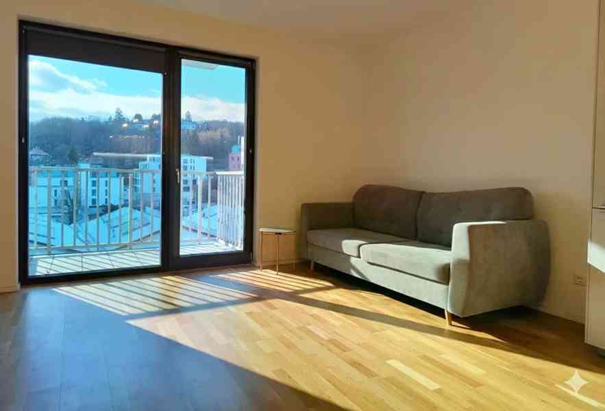 Pronájem bytu 1+kk 36 m² Praha - foto 8