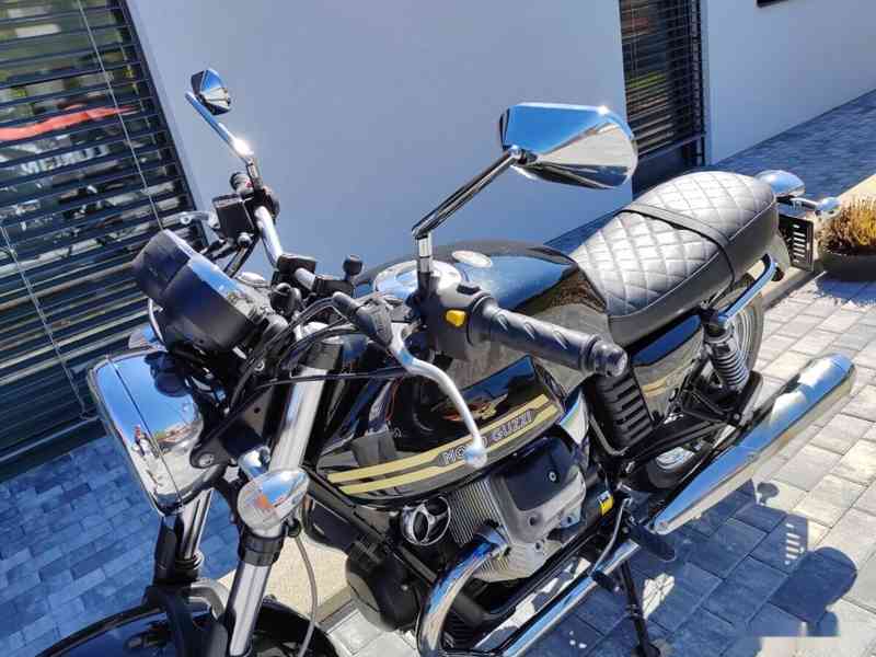 Moto Guzzi V7-AKČNÍ CENA - foto 16
