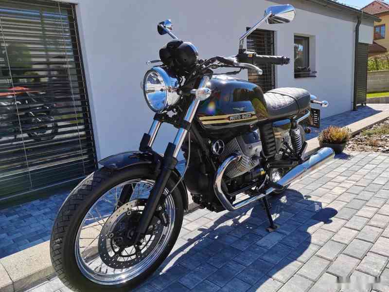 Moto Guzzi V7-AKČNÍ CENA - foto 12