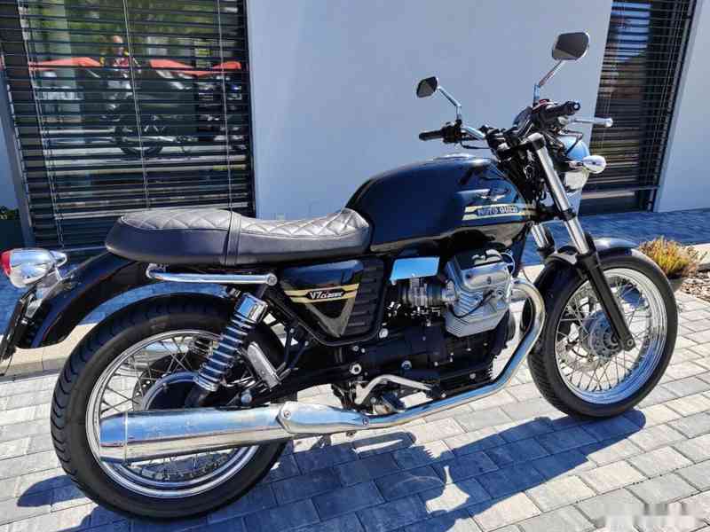 Moto Guzzi V7-AKČNÍ CENA - foto 7