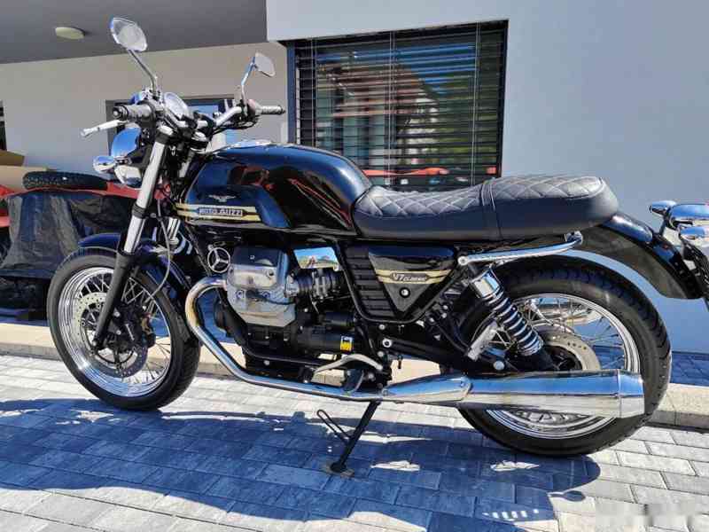 Moto Guzzi V7-AKČNÍ CENA - foto 17