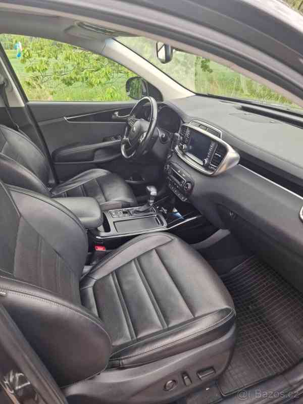 Kia Sorento 2,2   CRDi 4x4 AT ,27.11.2019r - foto 8