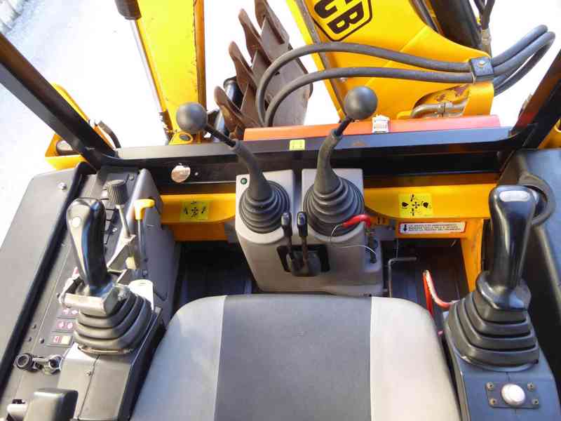 RYPADLONAKLADAC JCB 1CX HF - foto 10