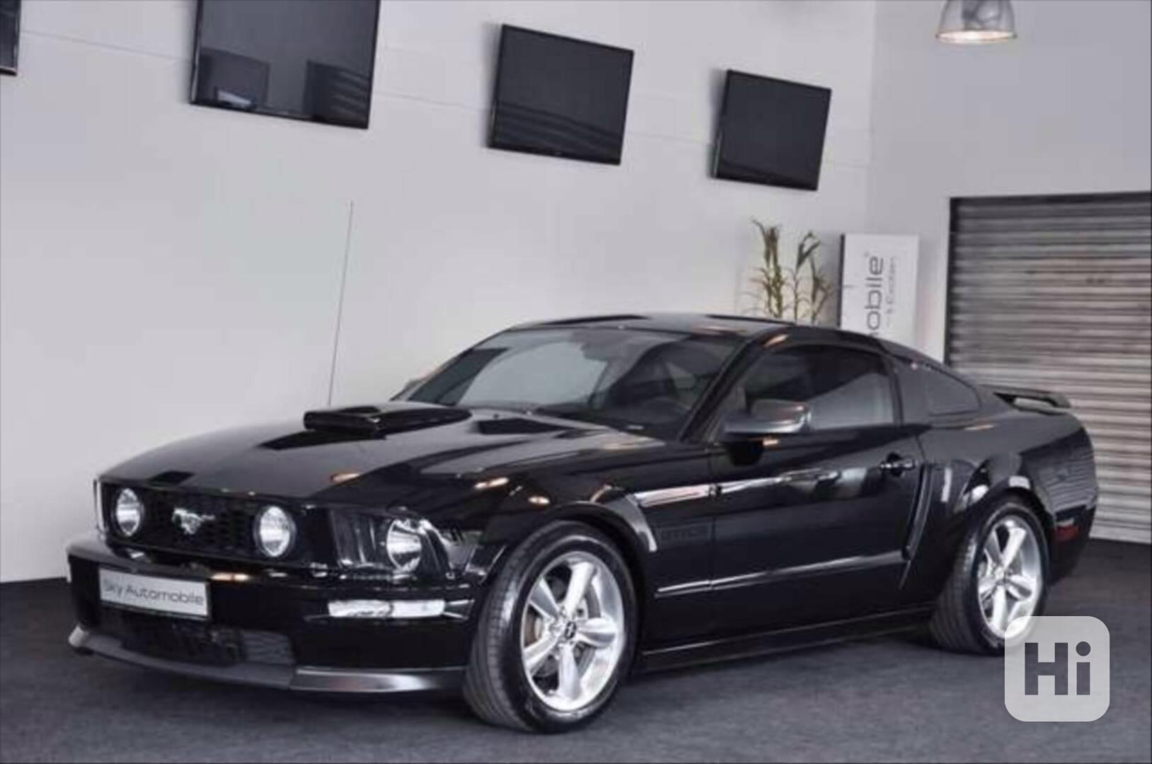 Ford Mustang California 2007 V8 4,6l manuál - foto 1
