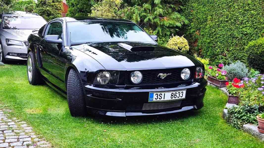 Ford Mustang California 2007 V8 4,6l manuál - foto 2