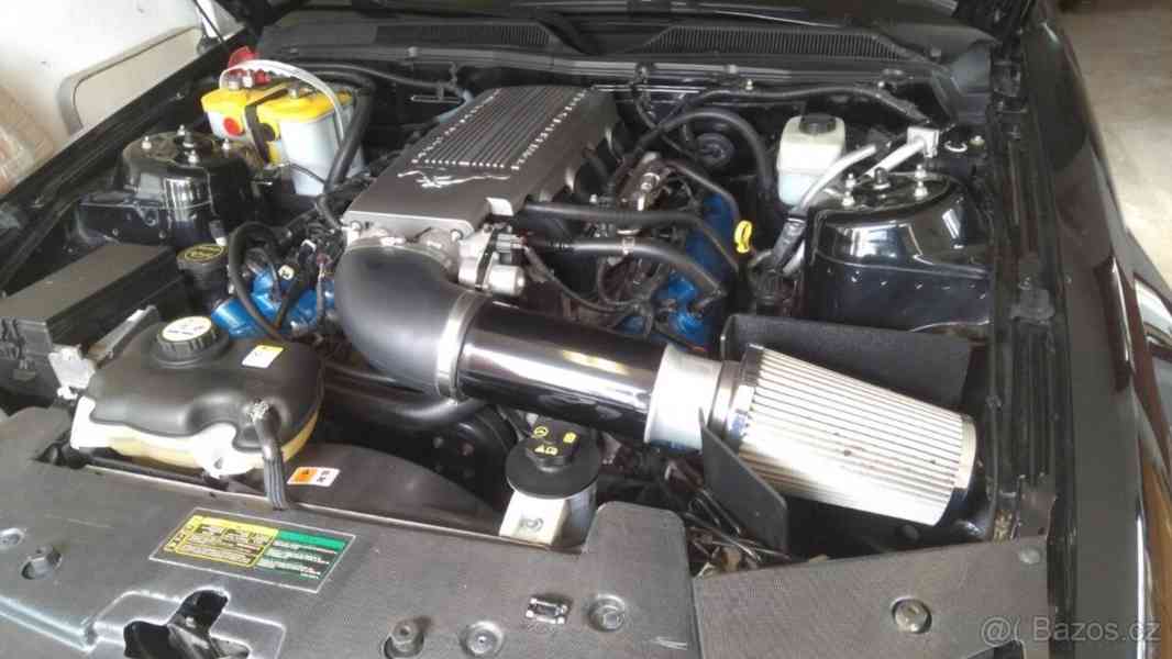 Ford Mustang California 2007 V8 4,6l manuál - foto 8