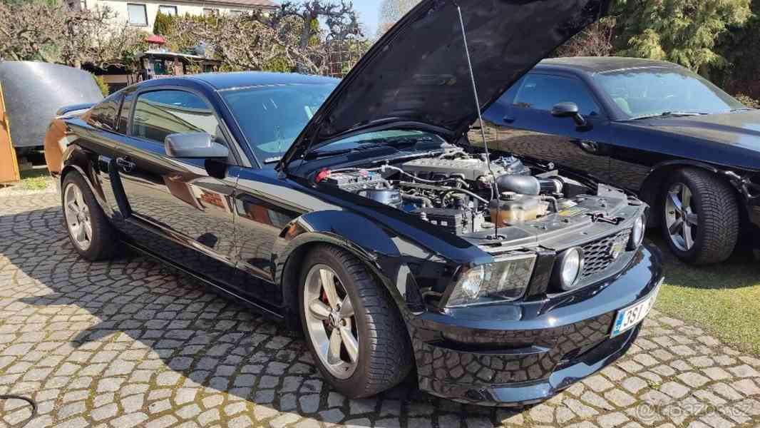 Ford Mustang California 2007 V8 4,6l manuál - foto 7