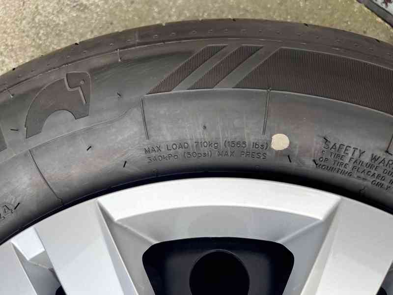 Originál letní VW sada kol 205/60 R16, nové - nájezd 300 km - foto 9