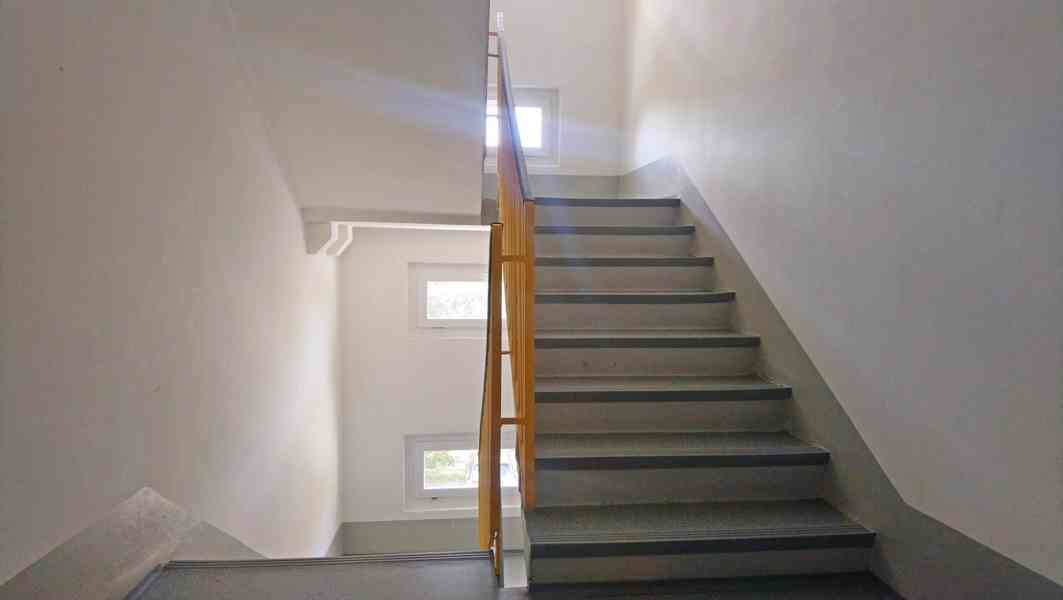Pronájem 3+1, 75m2 (balk.+sklep) (JBC-Mšeno, ul. Mšenská)  - foto 11