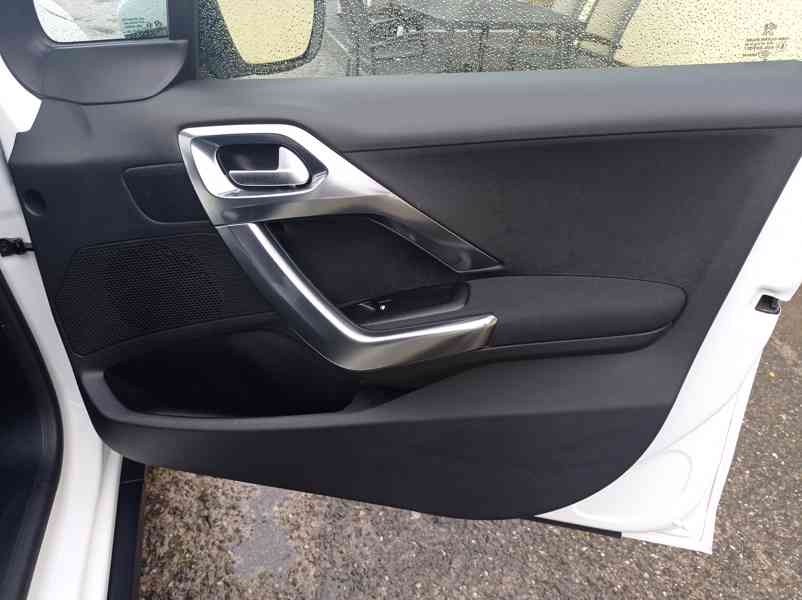 Peugeot 2008 1.5 75kW/Navi/1Maj/TOP - foto 20