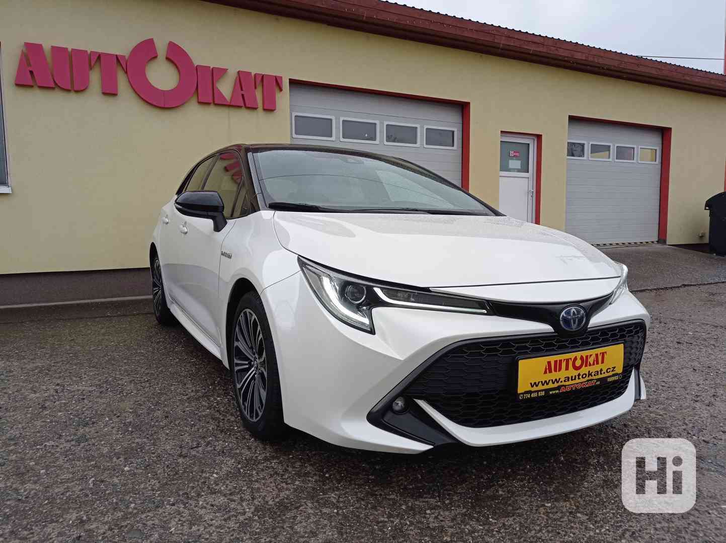 Toyota Corolla 1.8 Hybrid 90kW/Výhřev/1Maj - foto 1