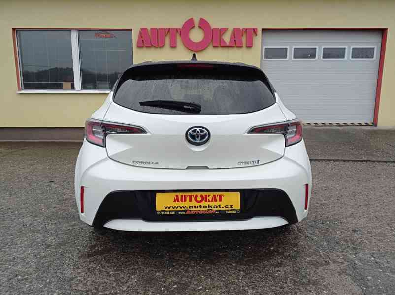 Toyota Corolla 1.8 Hybrid 90kW/Výhřev/1Maj - foto 4