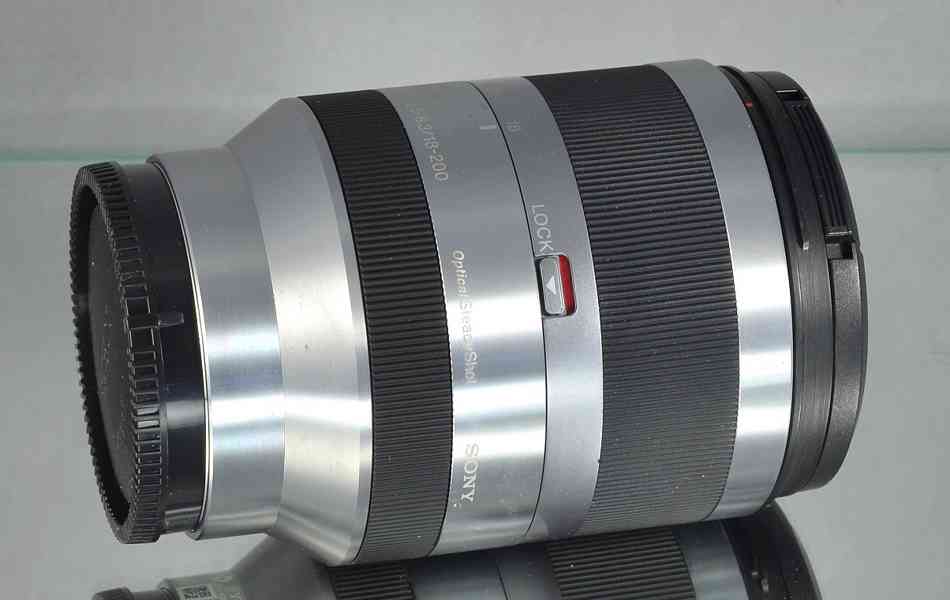 Sony E 18-200mm 3.5-6.3 OSS *SEL18200*APS-C*Emount - foto 6