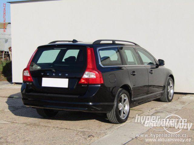 Volvo V70 2.4, nafta, r.v. 2010 - foto 4