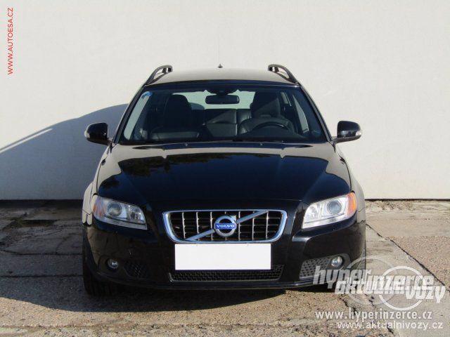 Volvo V70 2.4, nafta, r.v. 2010 - foto 5