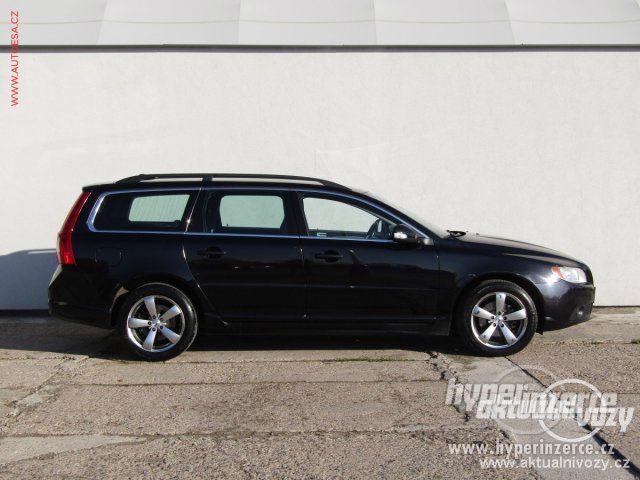 Volvo V70 2.4, nafta, r.v. 2010 - foto 7