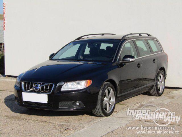 Volvo V70 2.4, nafta, r.v. 2010 - foto 10