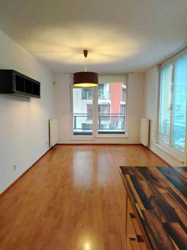 3+kk/B, 69 m2, Praha 5, Stodůlky + 13 m2 balkon. - foto 4