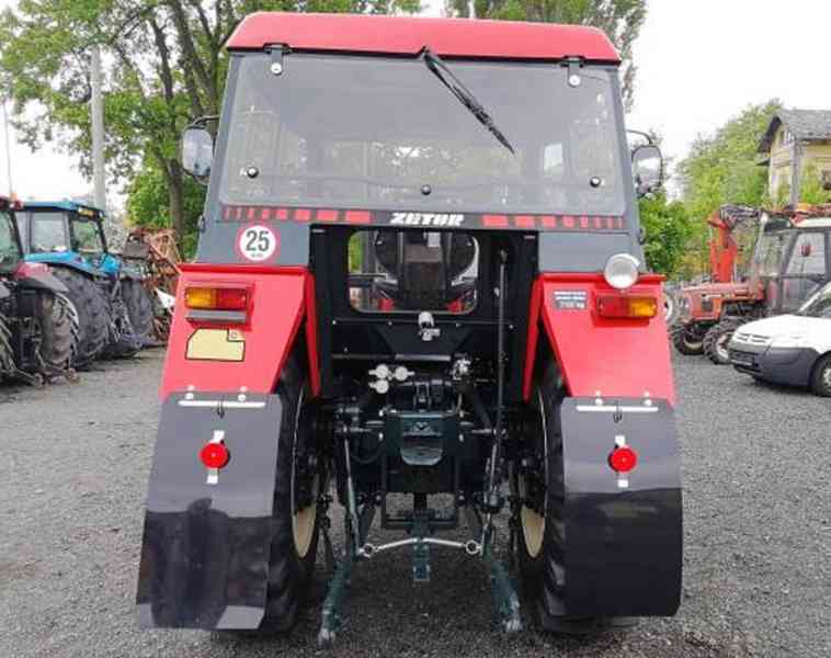 7211 Traktor zetor - foto 3