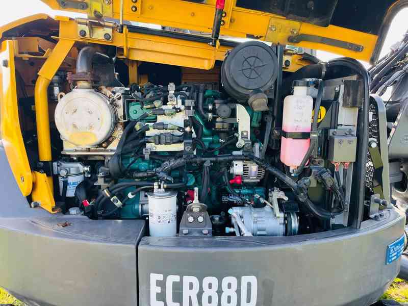 Pásové rypadlo Volvo ECR88D (Možnost leasingu) - foto 12