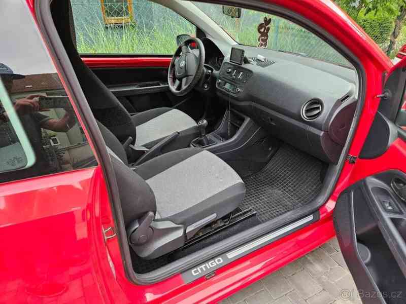Škoda Citigo 1,0   2012 najeto 45 500 - foto 10