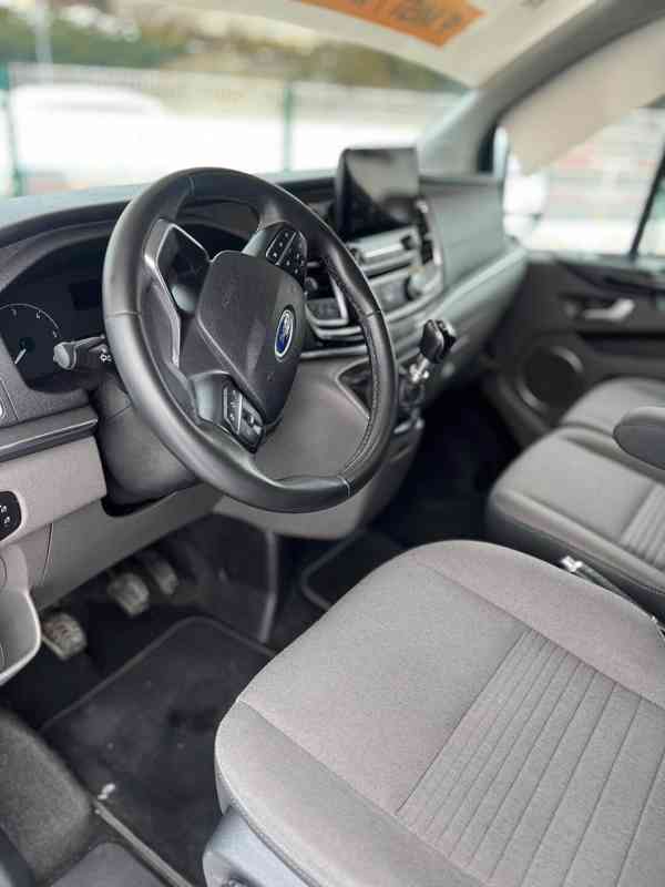 Pronájem mikrobusu Ford Custom - foto 3