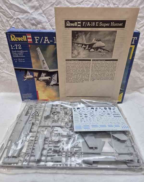 model letadla F/A-18 E Super Hornet, 1:72, (Revell 4605) - foto 4