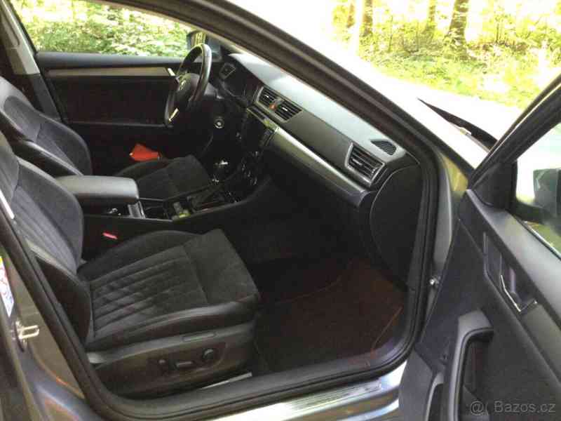 Škoda Superb 2,0   TDI, 110 KW, DSG - foto 4