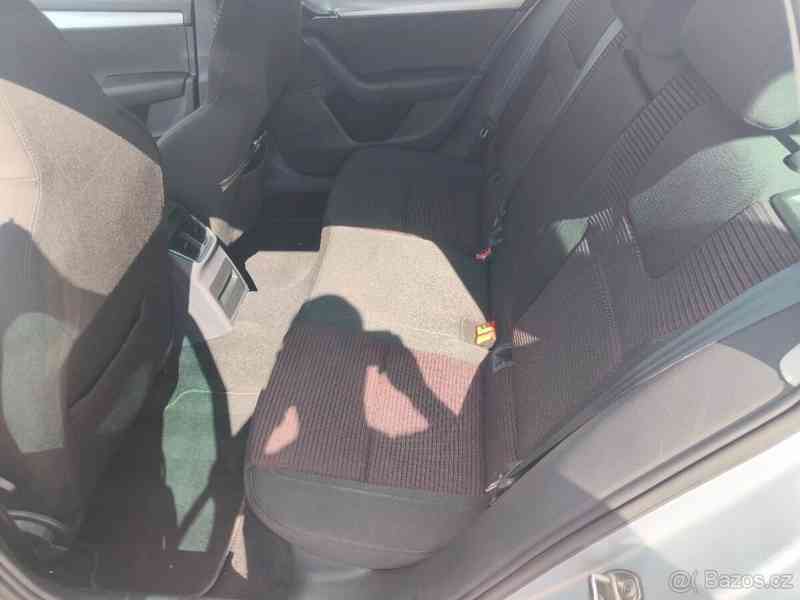 Škoda Octavia 2,0 TDI 4x4 combi elegance - foto 9