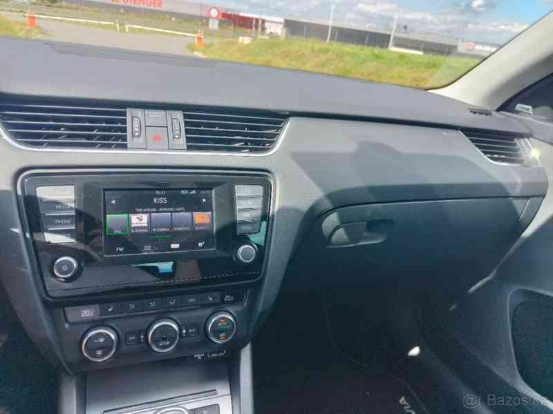 Škoda Octavia 2,0 TDI 4x4 combi elegance - foto 17