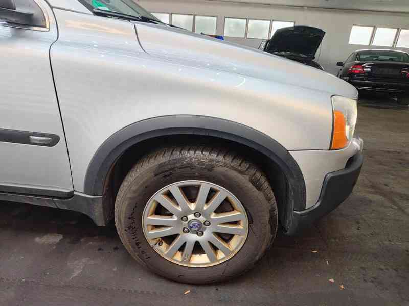 Volvo XC90 D5 Summum 136kw - foto 43