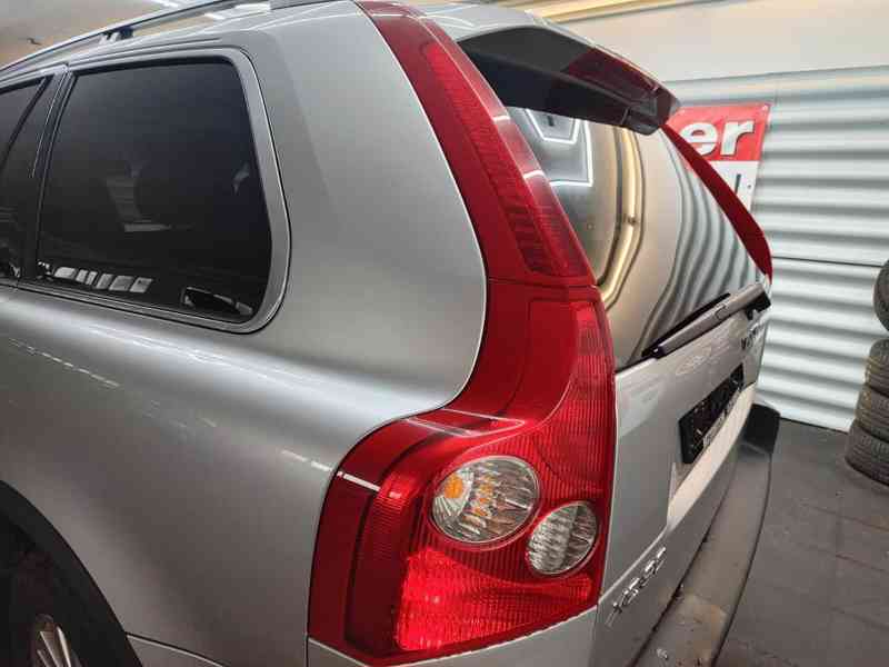 Volvo XC90 D5 Summum 136kw - foto 48
