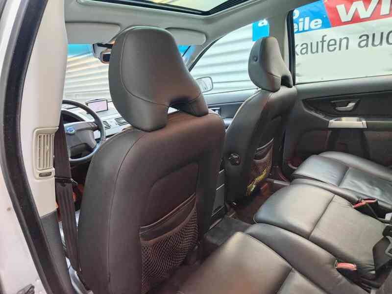 Volvo XC90 D5 Summum 136kw - foto 3