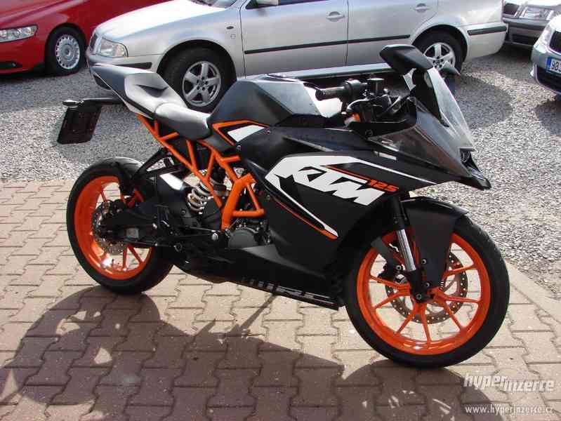 KTM RC 125 r.v.2016 (1.Maj.serv.kníž.) Koup.ČR - foto 2
