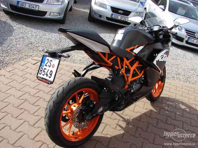 KTM RC 125 r.v.2016 (1.Maj.serv.kníž.) Koup.ČR - foto 5