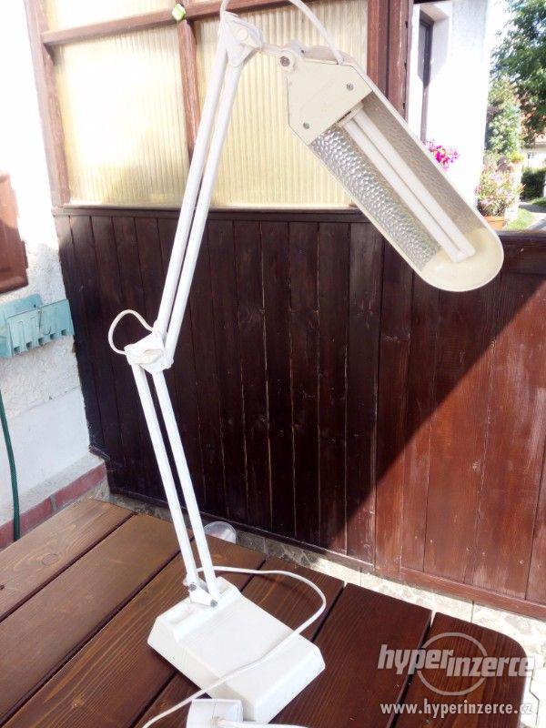 stolní lampa - foto 2