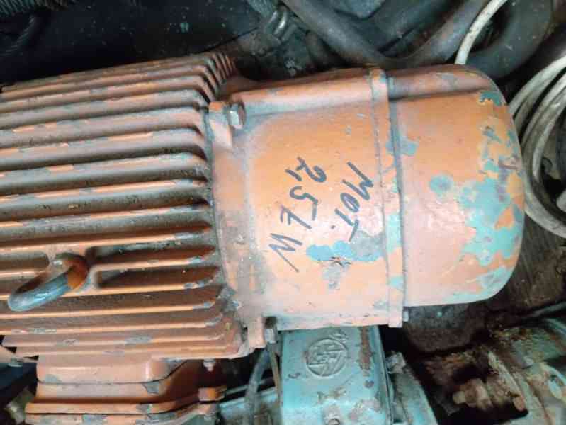 motor oranžový 2,5 KW - foto 4